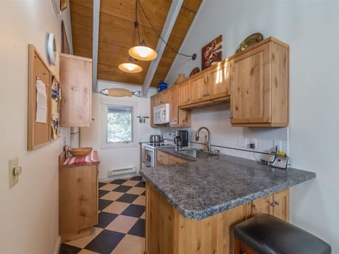 Fun and funky kitchen tiles | Main Level