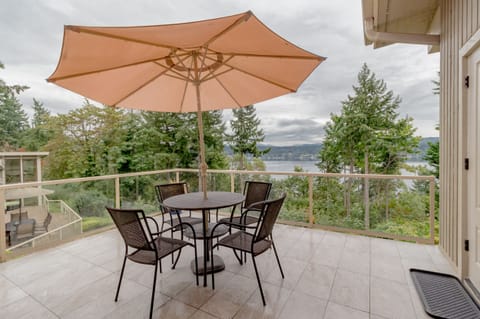 Huge balcony with gorgeous view