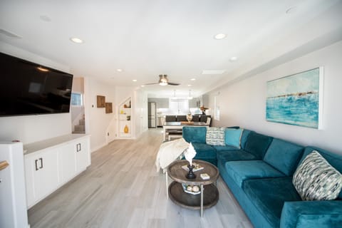 2nd floor living room, dining room, kitchen