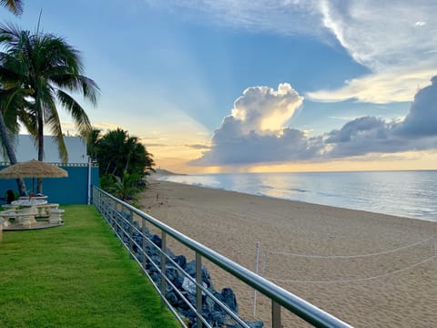 One of the most beautiful clean beach in Puerto Rico !!🇵🇷🇵🇷🌴🏖🏄‍♂️🌞