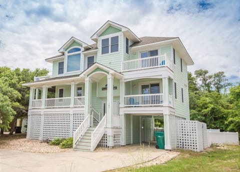 situated on a quiet cul-de-sac
