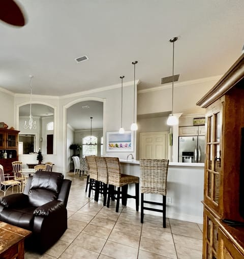 Another eating area facing the kitchen.