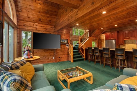 CARRIAGE HOUSE
 Living room