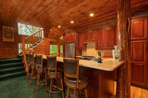 CARRIAGE HOUSE
Kitchen & bar 