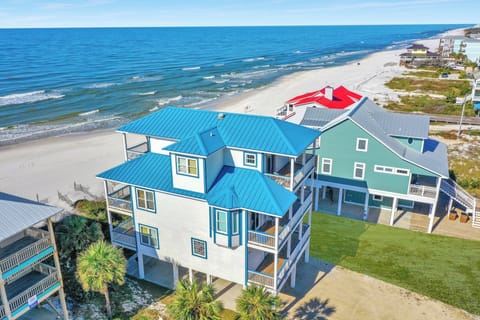 Welcome to Cape Destiny! Beach Front w/ Front & Back Decks!