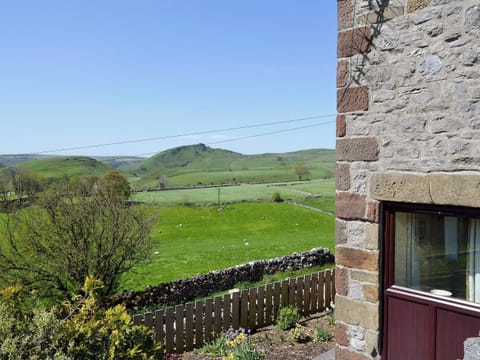 Breathtaking views in the Peak Park | Jerusalem Cottage - Jericho Farm, Earl Sterndale, near Buxton