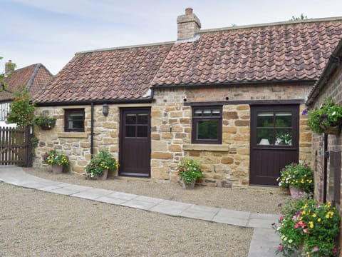 Exterior | Paper Mill Cottage, Sutton-under-Whitestonecliffe, nr. Thirsk