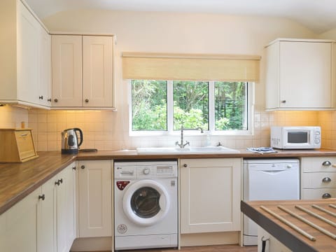 Kitchen | Joan’s Cottage, Seldom Seen near Thornthwaite