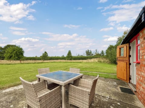 Outdoor | Tarrant Cottage - Bowling Green Farm, East Orchard, near Shaftesbury