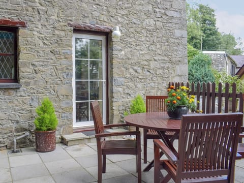 Patio area | Bwthyn, New Quay