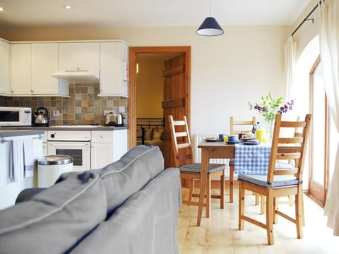 Comfortable open plan living space | The Granary - Granary Cottages, Bleatarn, near Kirkby Stephen