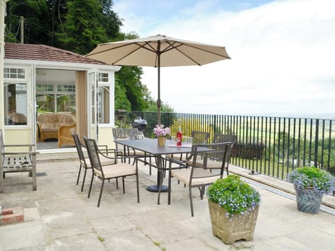 Sitting-out-area with stunning views across the beautiful countryside of Herefordshire | Thornhill, Little Doward, near Whitchurch