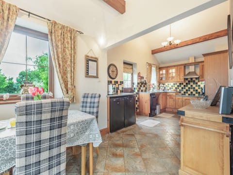 Kitchen/diner | Beckside - Halls Bank Cottages, Arkleby, near Cockermouth