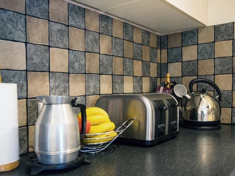 Kitchen | Ashton Court Holiday Cottages - West Granary, Ashton, nr. Leominster