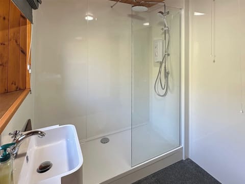 Bathroom | 3 Breckery, Staffin, Isle of Skye