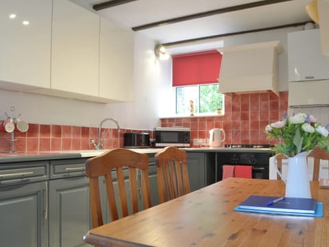 Kitchen with dining area | Gilmore House, Alston