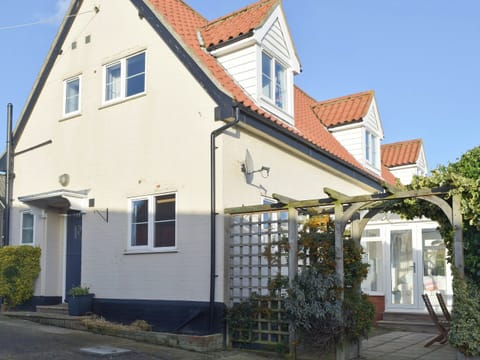 Appealing side elevation and entrance | Granary Cottage, Tattingstone, near Ipswich