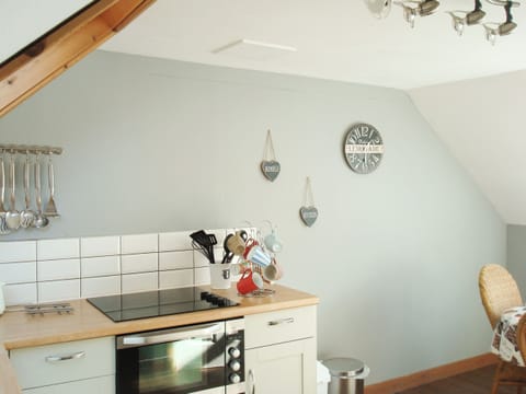 Fully appointed kitchen | Fleet Cottage, Portree, Isle of Skye