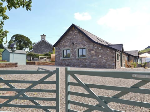 Gated entrance | Ty Isaf Cottage, Trapp, near Llandeilo