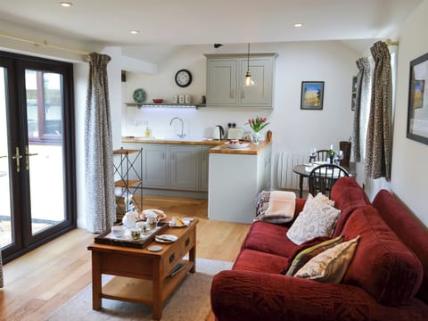 Excellent open plan living space | Pheasant Lodge, Welborne, near Dereham