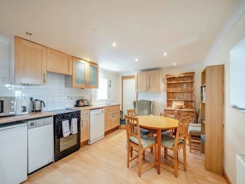Kitchen/diner | Stonefield Farm Cottage, Glen Massan, near Dunoon
