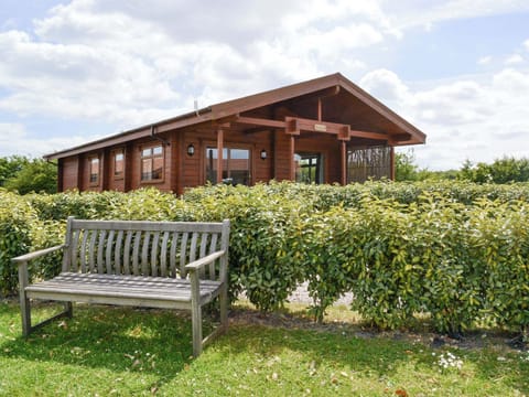Tranquil holiday location | Bramble Lodge - Faulkers Lakes, Burgh le Marsh, near Skegness