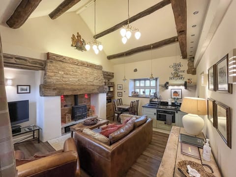 Open plan living space | The Barn at Woodland View, Barlow, near Chesterfield