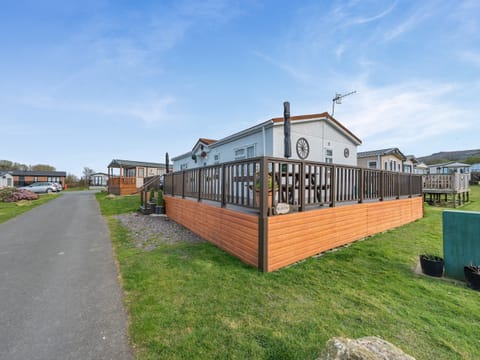Exterior | Sea View - Dinas Country Club, Dinas, near Fishguard