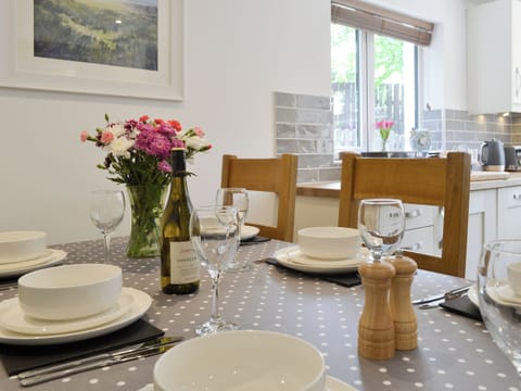 Convenient dining area | Bryn Salem - Cewydd Cottages, Cwm-Cewydd, near Machynlleth