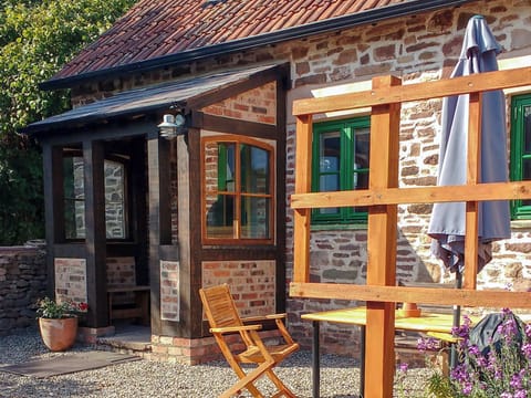 Sitting out area | The Cider Barn at Emmings Farm, Elton, Newnham-on-Severn