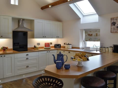 Well equipped kitchen | Greengill Farm Holiday Cottage - Greengill, Greengill, near Cockermouth