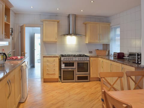 Kitchen/diner | 28 The Promenade, Southport