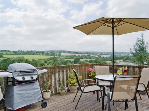 Balcony | Woodend Bungalow, Huthwaite, nr. Sutton-in-Ashfield