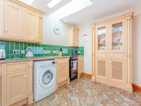 Living room/dining room | Fyvie Cottage, Fort William