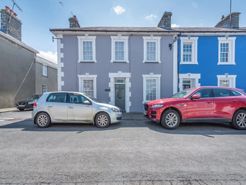 Exterior | Glendower, Aberaeron