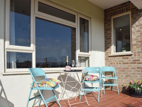Dining out area | Roundhill, near Chipping Warden
