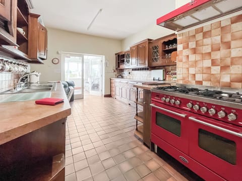 Spacious kitchen | Neuaddlas Country House, Tregaron, near Aberystwyth