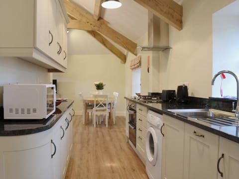 Kitchen | The Granary, Tiverton