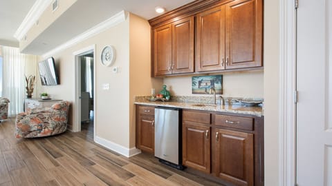 Phoenix Orange Beach 606 Under counter ice maker