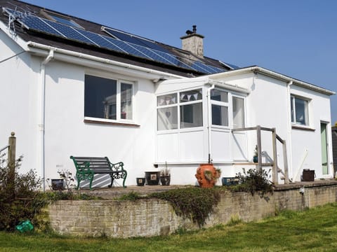 Exterior | Encil-Y-Mor, Criccieth, near Porthmadog