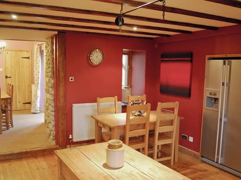 Dining room | Featherstone Cottage, Newton-upon-Rawcliffe