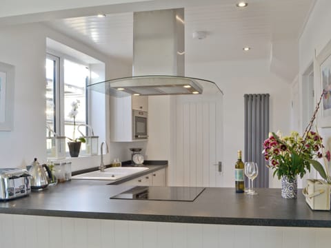 Breakfast bar view into modern kitchen | Craster View, Craster near Alnwick