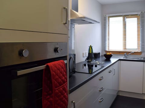 Well-equipped kitchen | Crossburn Hideaway, Arden, near Helensburgh