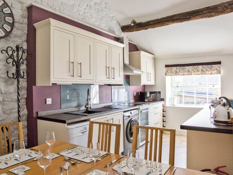 Kitchen area | Lavender Cottage, Buxton