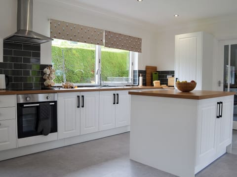 Kitchen | Fourwinds, Keswick