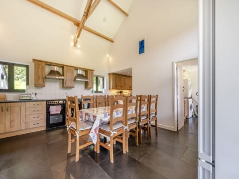 Kitchen/diner | Y Stabl - Cennen Cottages, Bethlehem
