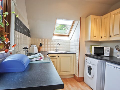 The Granary kitchen | The Granary, Tufton