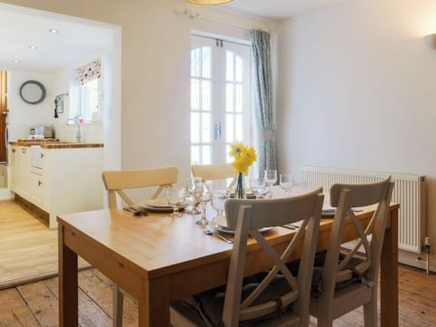 Dining Area | Loreto, Middleton, Freshwater