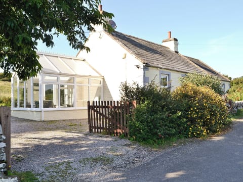 Detached Victorian cottage in the countryside | Horsepark Cottage, Gatehouse of Fleet