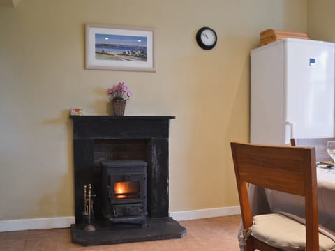 Exterior | Old Inzievar Cottage, Oakley, Dunfermline